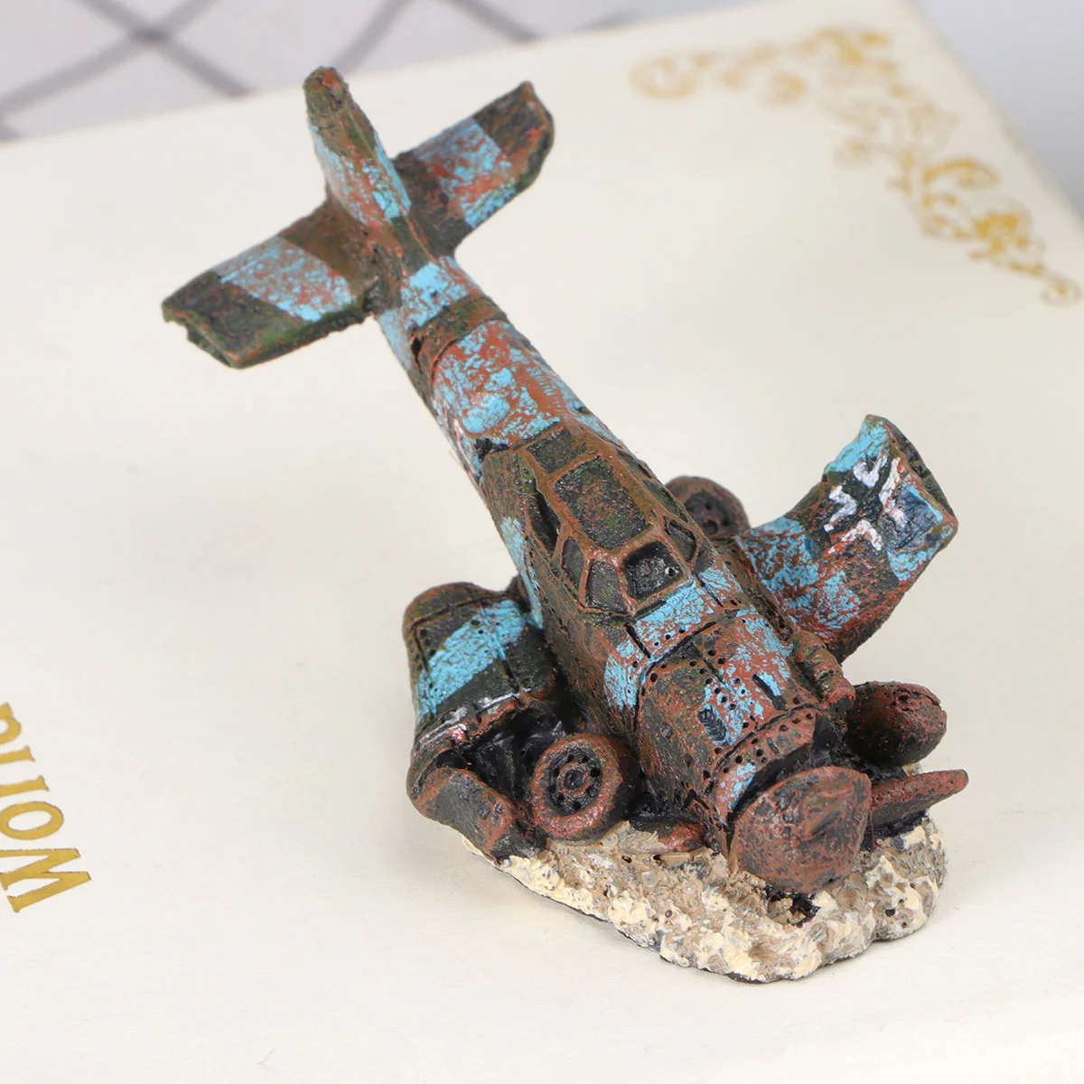 Fish Toys For Aquarium - Mini Resin Craft Fish Tank Plane